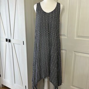 Anne Klein Black and White Handkerchief hem Dress Sz m